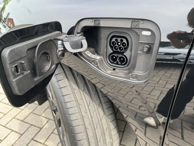 Cupra Terramar 1.5 e-Hybrid Business