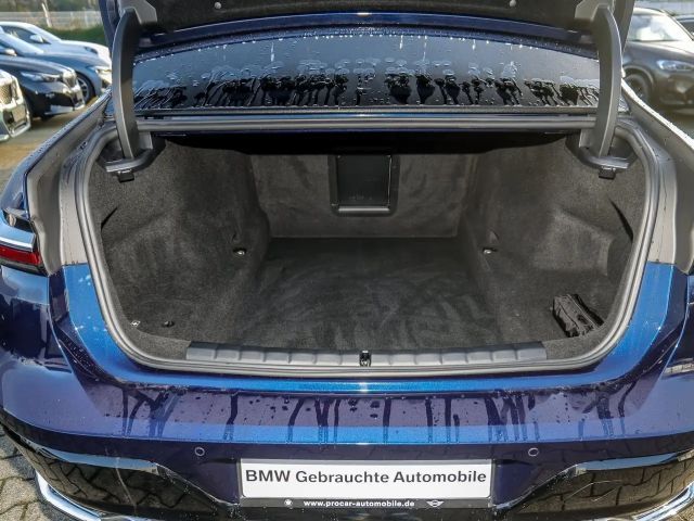 BMW 740 740d M-Sport Sedan xDrive