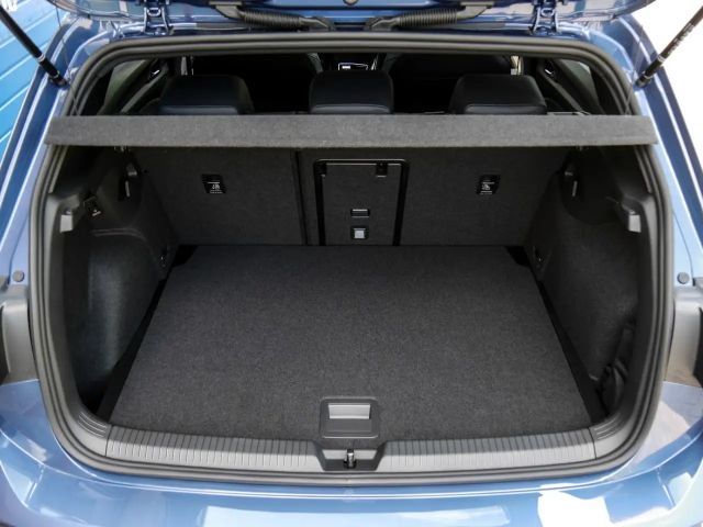 Volkswagen Golf 1.5 eTSI DSG Golf VIII