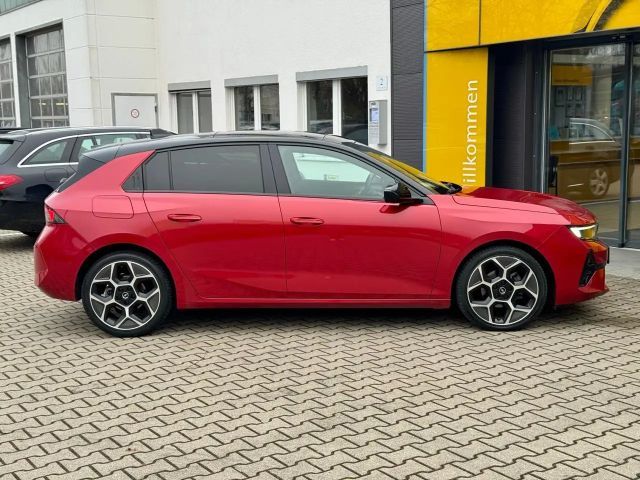 Opel Astra Ultimate