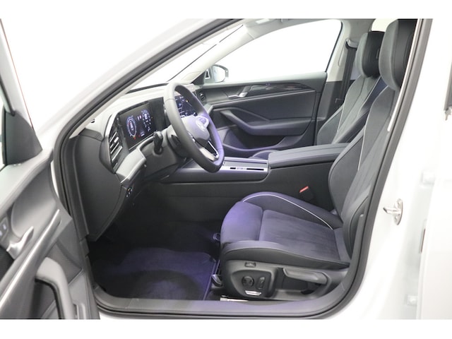 Volkswagen Passat 1.5 eTSI Business DSG