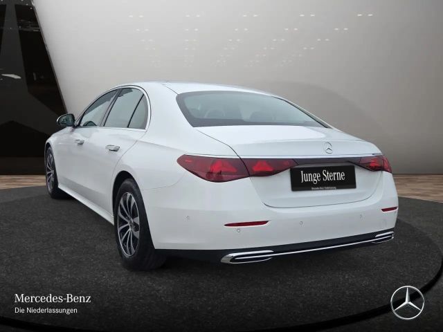 Mercedes-Benz E 220 AVANTGARDE E 220 d Sedan