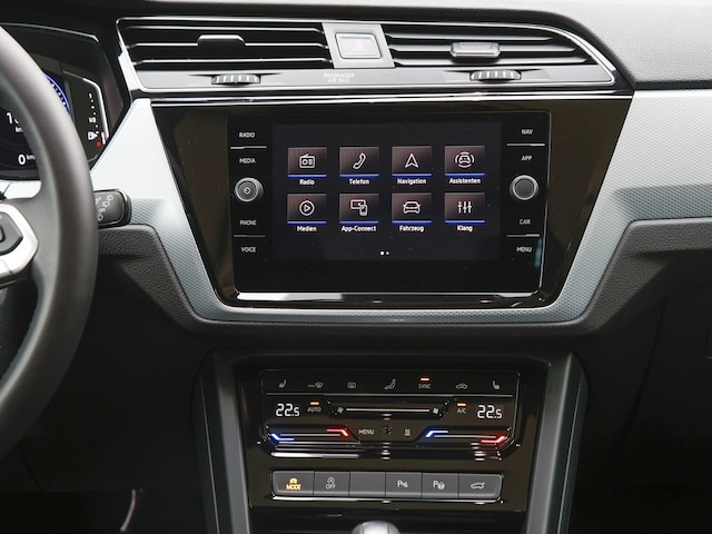 Volkswagen Touran 1.5 TSI DSG R-Line