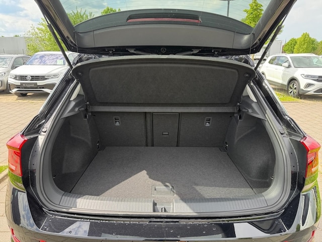 Volkswagen T-Roc Move 1.0 TSI Navi Apple CarPlay Rear View