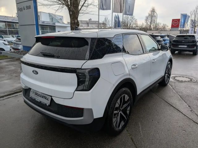 Ford Explorer Extended range RWD