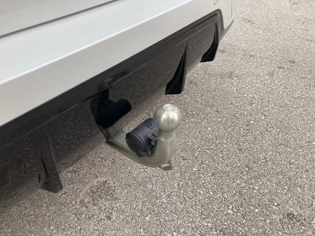 BMW 320 320e M-Sport Touring xDrive