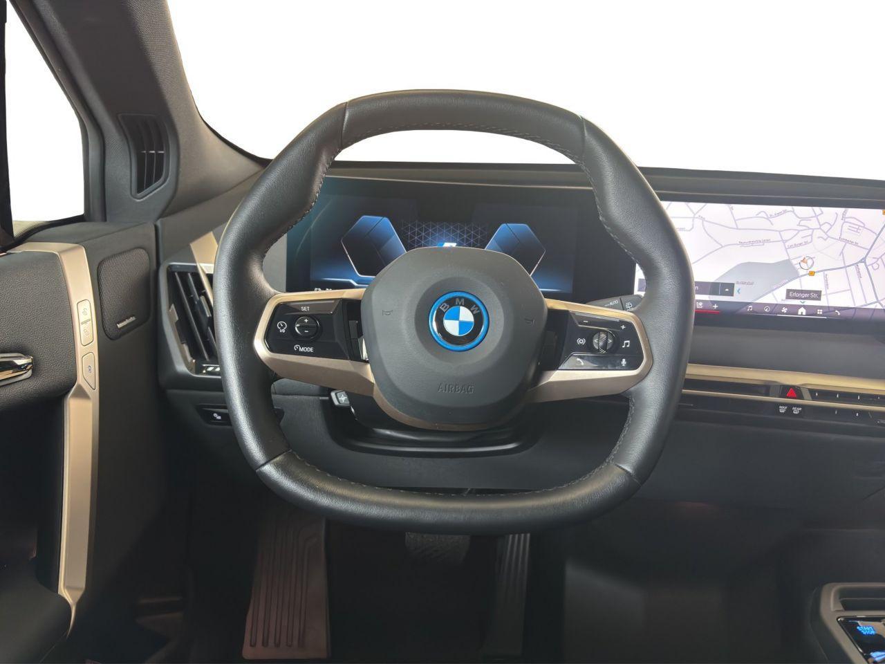 BMW iX xDrive50