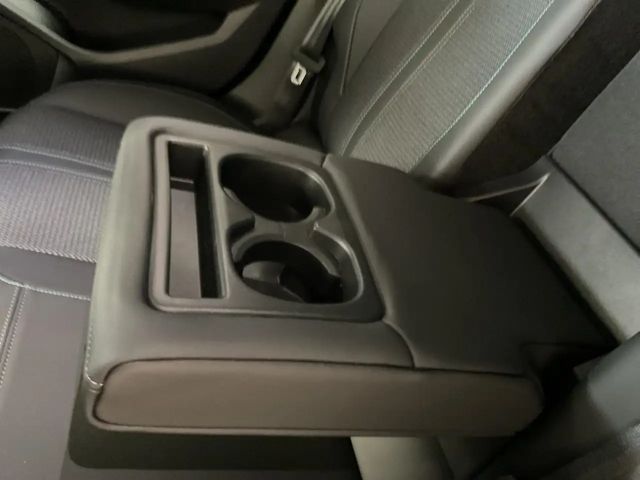 Peugeot 308 Ganzjahresreifen Navi DAB SHZ LED T-Leder Memory S