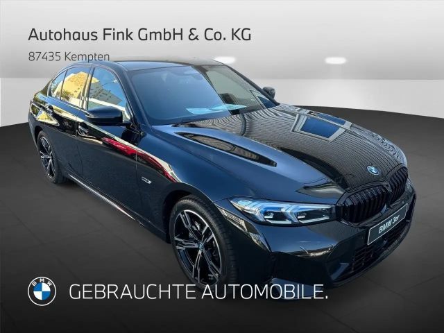 BMW 330 330e M-Sport Sedan xDrive