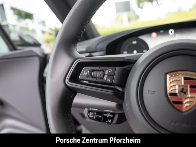 Porsche Macan 4