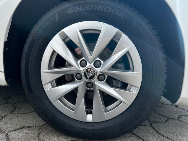 Skoda Fabia FABIA 95PS 5-Gang*LED*PDC*SHZ*SmartLink*Allwette