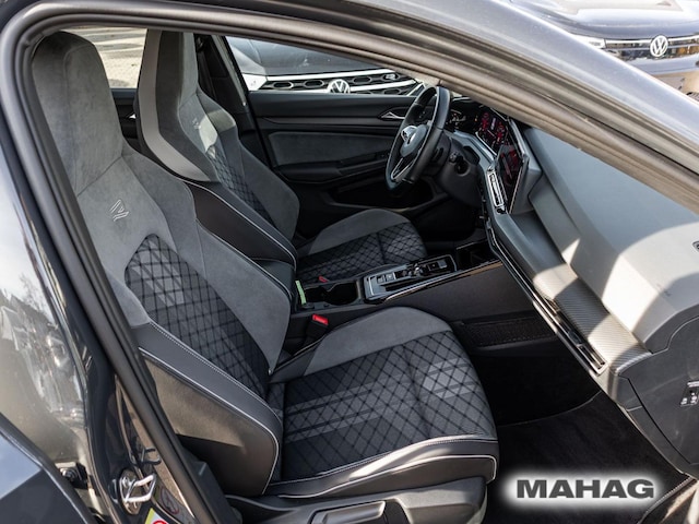 Volkswagen Golf 2.0 TSI DSG Golf VIII R-Line