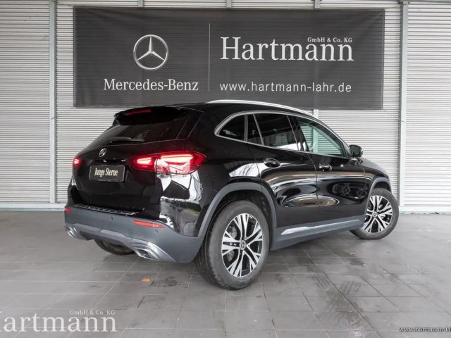Mercedes-Benz GLA 200 Progressive