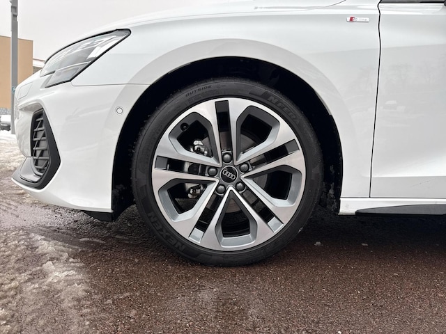 Audi A3 30 TFSI S-Line S-Tronic Sportback