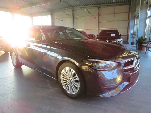 Mercedes-Benz C 180 AVANTGARDE Sedan