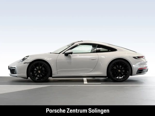 Porsche 992 Carrera Coupé