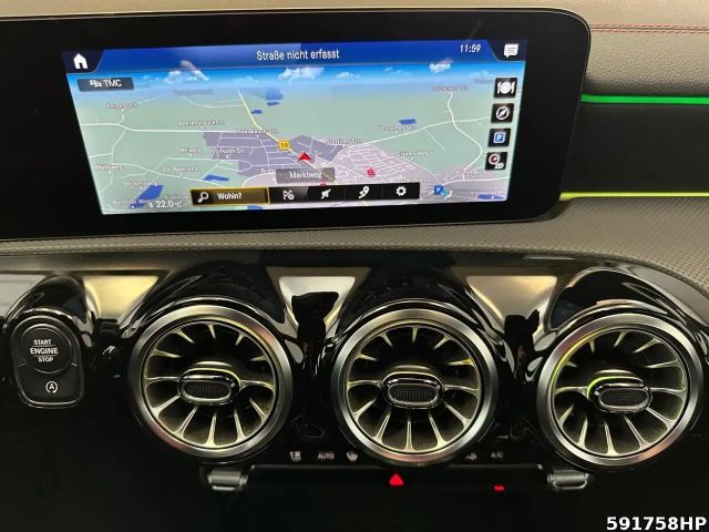 Mercedes-Benz CLA 180 AMG Line