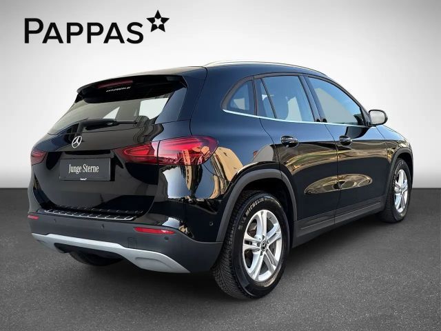 Mercedes-Benz GLA 200 PTS Cam Navi Wide LED SHZ EASY-PACK