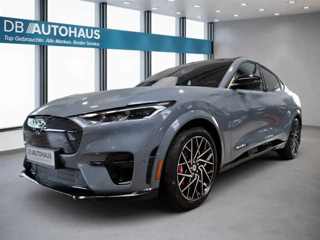 Ford Mustang Mach-E AWD GT