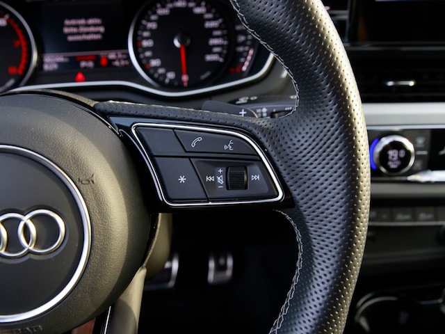 Audi A4 45 TFSI Avant Quattro S-Tronic