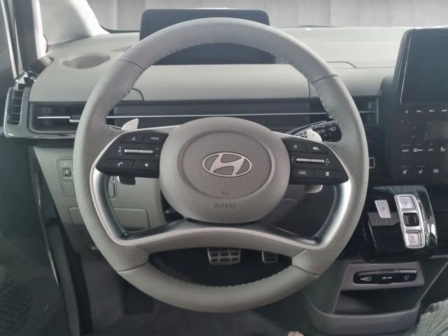 Hyundai Staria 1.6 T-GDi HEV Signatur AT 2xKlima*4xSHZ