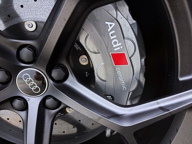 Audi RS Q8 Performance Quattro