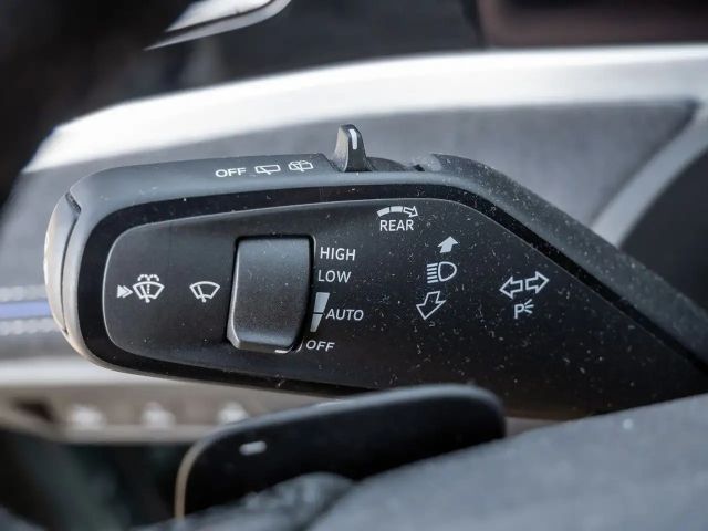 Volkswagen Passat 2.0 TSI DSG R-Line Variant