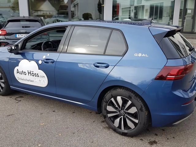 Volkswagen Golf 1.5 eTSI DSG