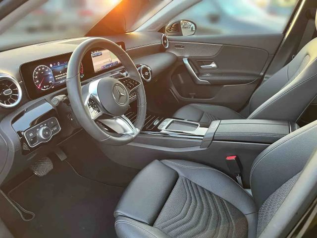 Mercedes-Benz A 200 Progressive