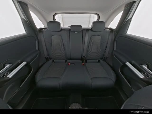 Mercedes-Benz B 180 Progressive