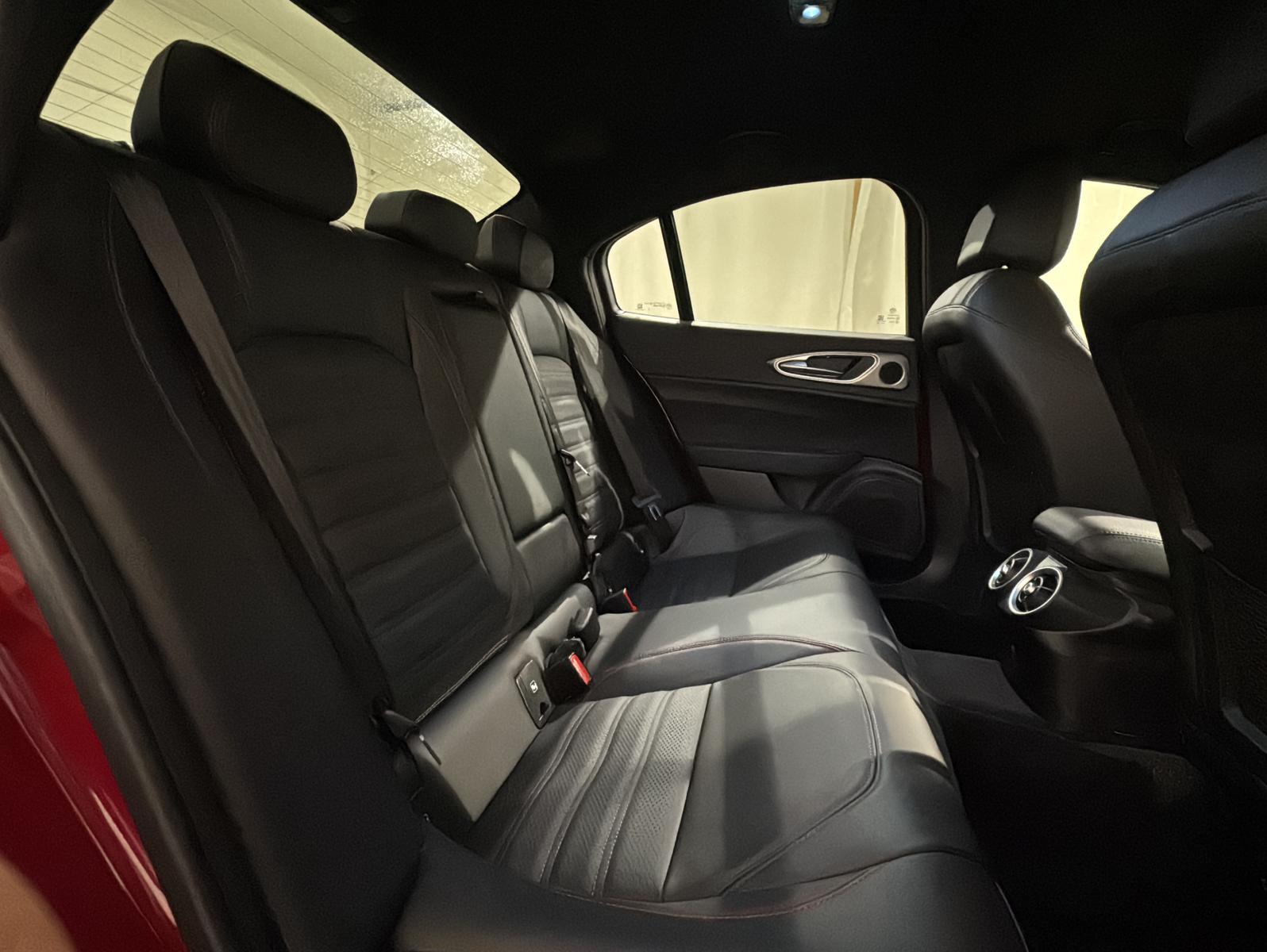 Alfa Romeo Giulia Q4