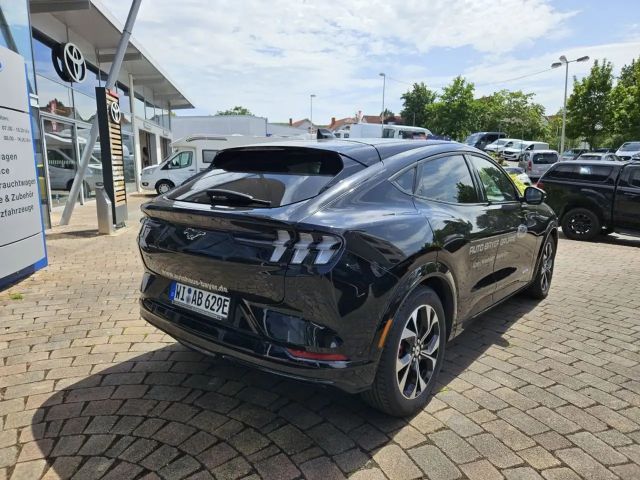 Ford Mustang Mach-E AWD