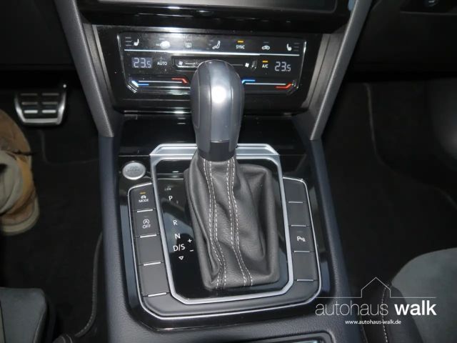 Volkswagen Arteon 2.0 TSI DSG R-Line