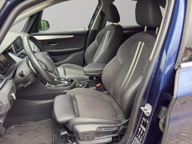 BMW 218 218d Sport Line xDrive