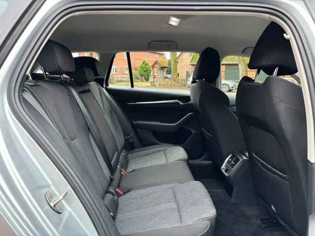 Skoda Octavia 1.0 TSI Combi Style Style