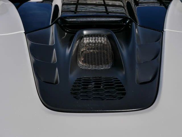 McLaren Artura Spider