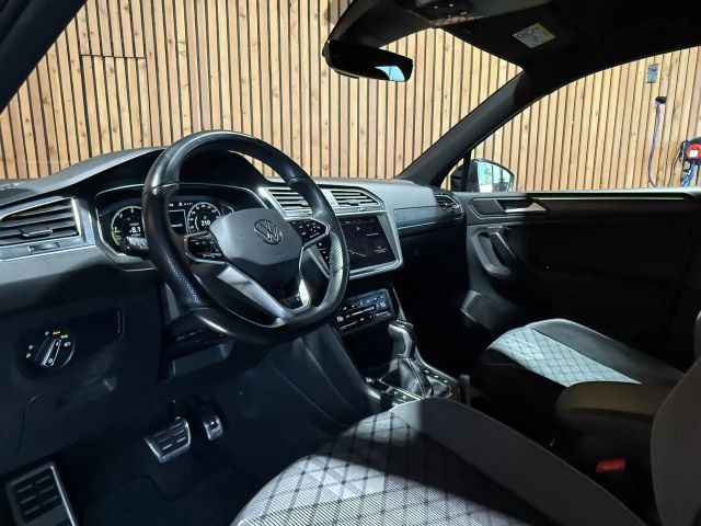 Volkswagen Tiguan DSG IQ.Drive R-Line