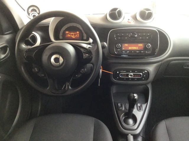 Smart EQ forfour smart EQ forfour Klima/Sitzhzg./BC/Tempomat/eFH.