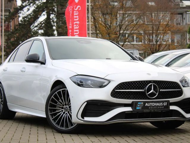 Mercedes-Benz C 200 AMG Line Sedan