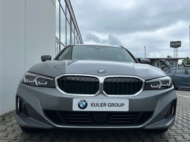 BMW 320 320e Touring