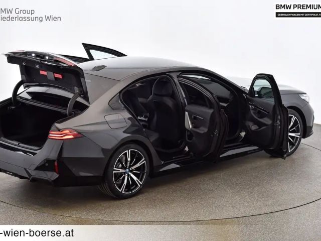 BMW 530 530e Sedan xDrive