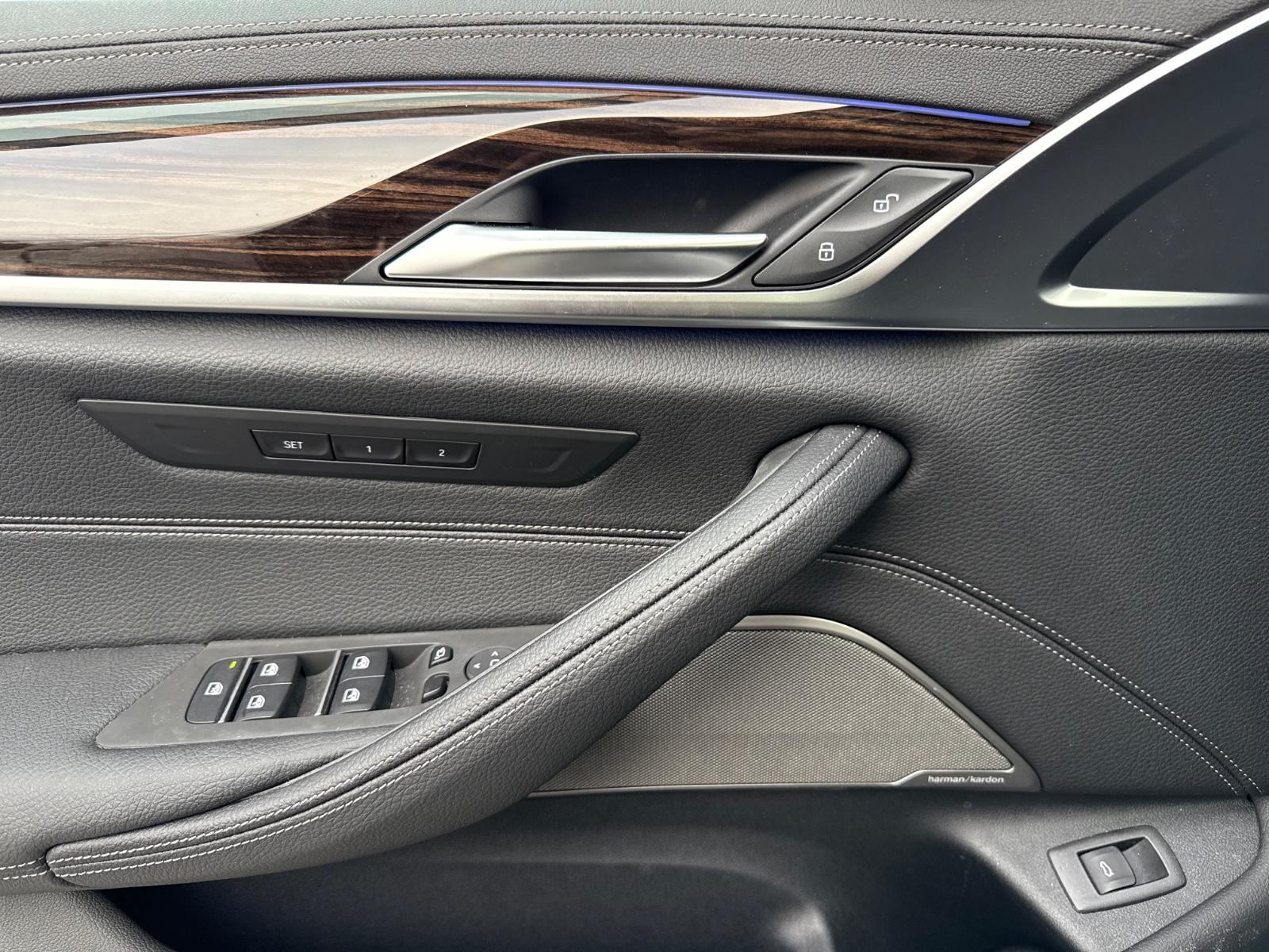 BMW 540 540i Luxury Line Sedan