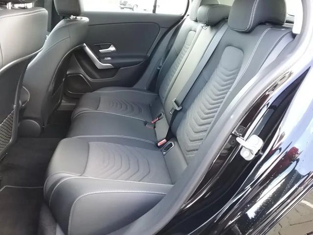 Mercedes-Benz A 180 Progressive