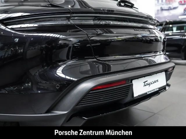 Porsche Taycan 4S Cross Turismo