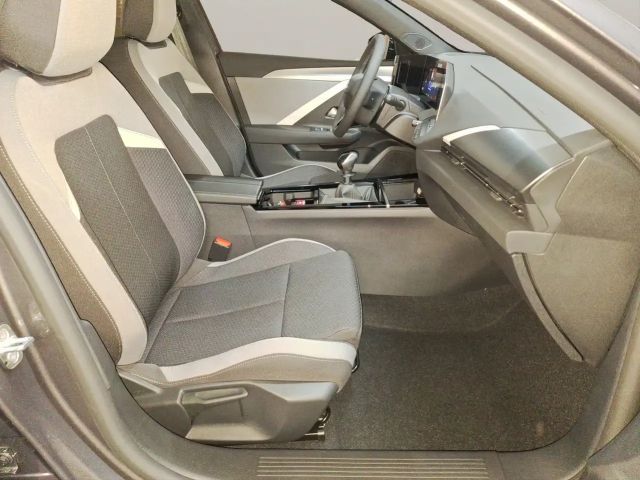 Opel Astra Edition Sports Tourer