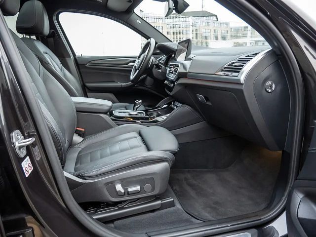 BMW X4 40i LASER+STANDHZG+AHK+PANO SITZBELÜFTUNG