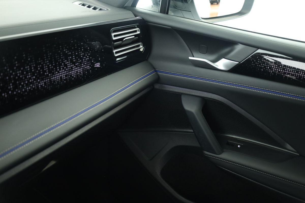 Volkswagen Tiguan 2.0 TSI DSG IQ.Drive R-Line