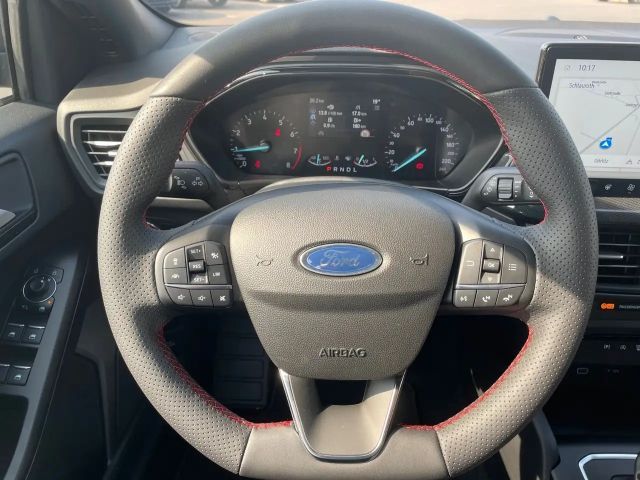 Ford Focus ST Line Wagon