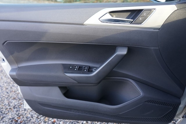 Volkswagen Polo Move