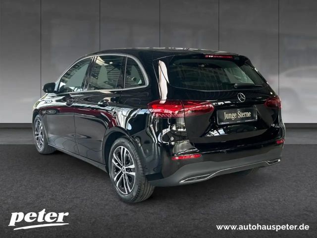 Mercedes-Benz B 180 B 180 d Progressive